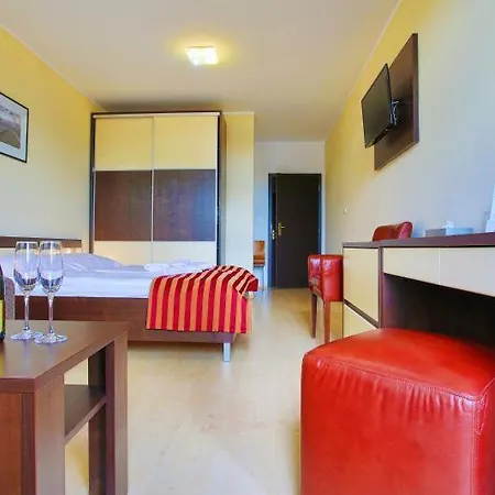 Lux S Terasou Harmony V Thermal Parku S Vyhladom Na Bazeny * Bešeňová